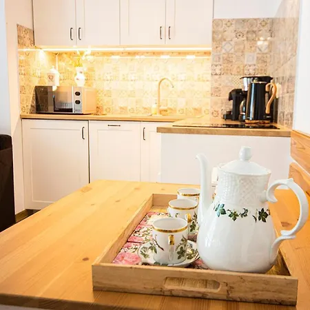 Trevilles - Orzechowy שצ'קלארסקה פוראובה