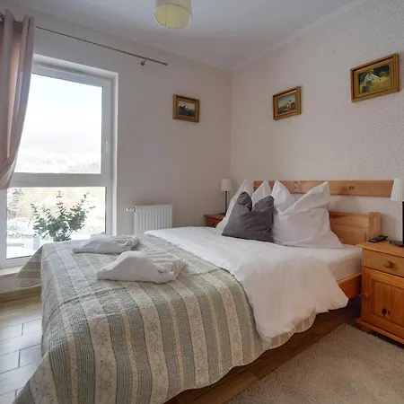 דירה Trevilles - Orzechowy שצ'קלארסקה פוראובה